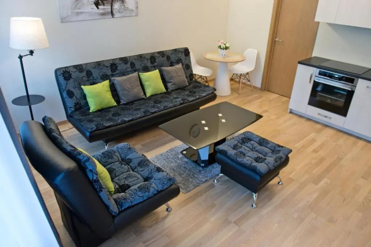 Apartment4Me