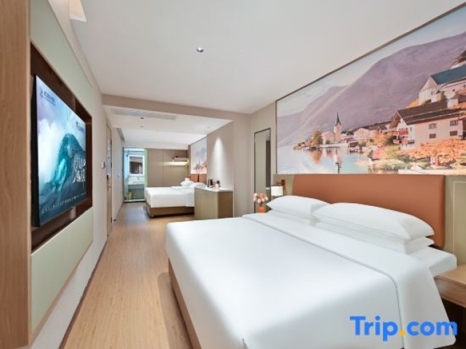 Deluxe Double room with partial sea view