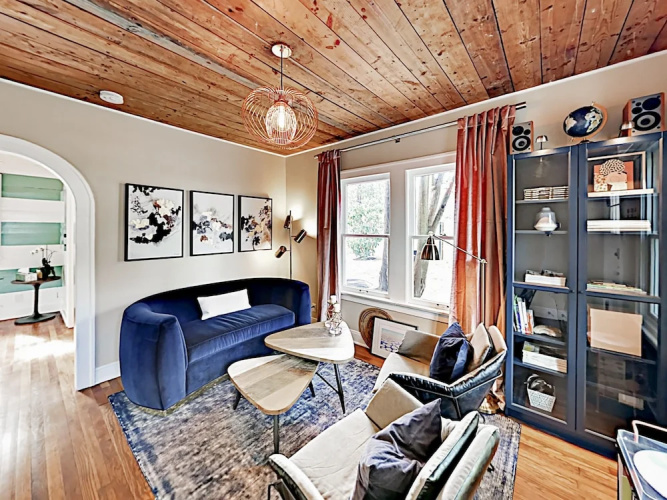 Travis Heights Bungalow - 2 Br Cottage