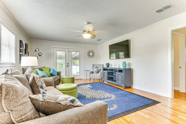 3 Bedrooms Cottage