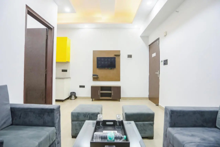 FabHotel Rasa Arcade