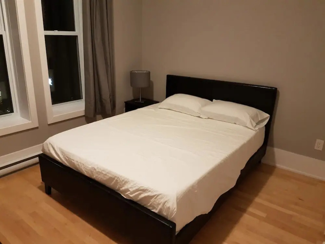 Le St Denis 2 bedrooms - mtlFlats