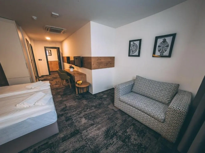 Deluxe Triple room