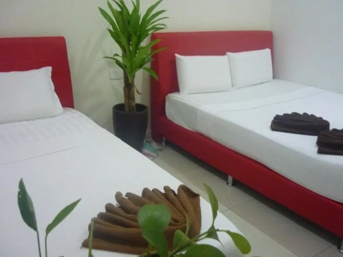 Standard Triple room