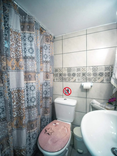 Atzys Volos Home