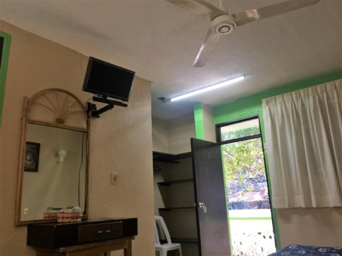 Standard Triple room with balcony