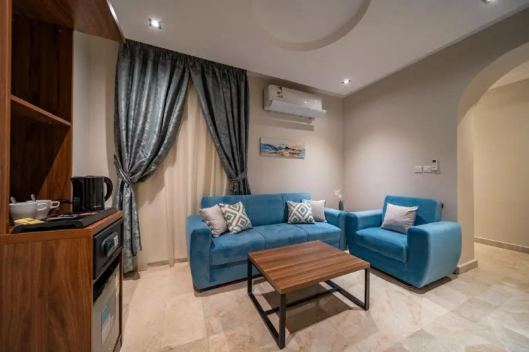 2 Bedrooms Apartment