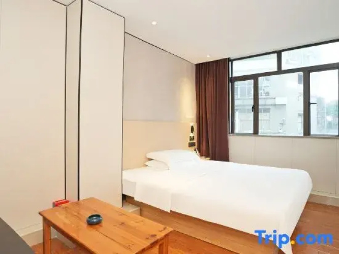 Yueyang Hostel
