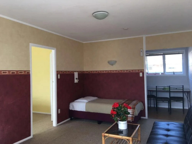 136 St George Motel