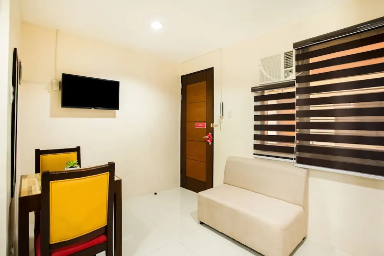 OYO 199 Solange Apartelle