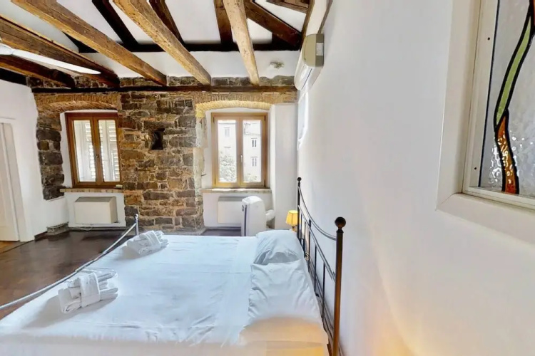 TriesteVillas Brand new attic - Old Town