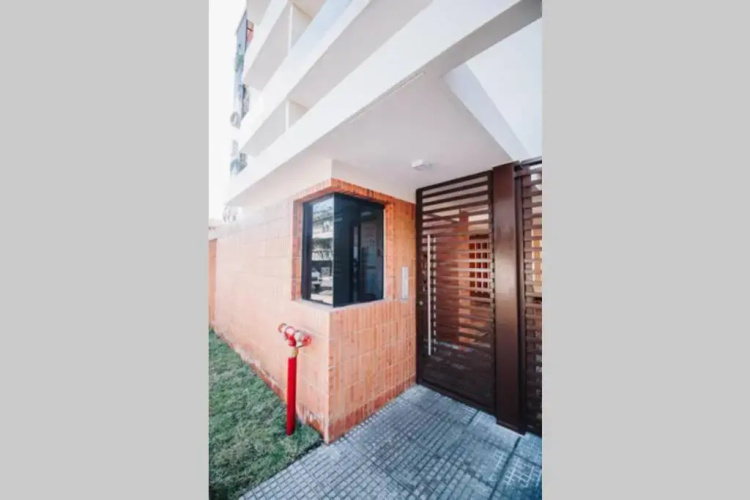 N2A2 - New, Nice, for Long and Short Stay