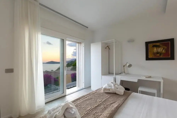 Scissure Sea Suite
