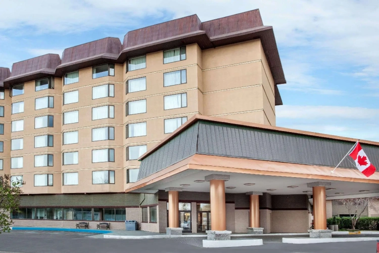 Quadruple Suite