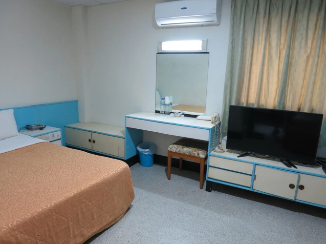 Reui Cheng Hotel
