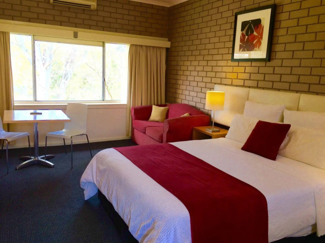 Parkview Motor Inn