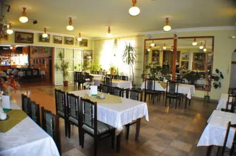 Pod Świerkiem Hotel