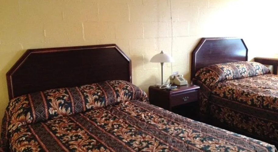 Holiday Motel