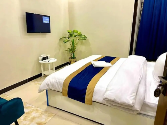 Go Hotel 001 Johar Town