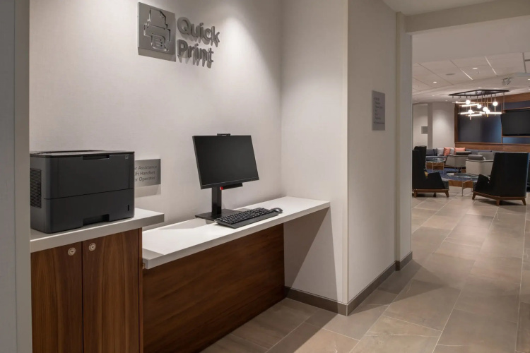 Courtyard By Marriott Olympia