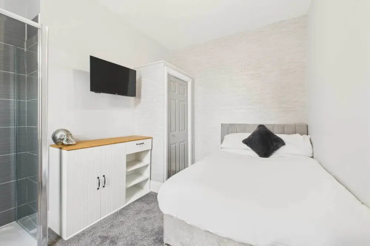 Host Stay Crosby House