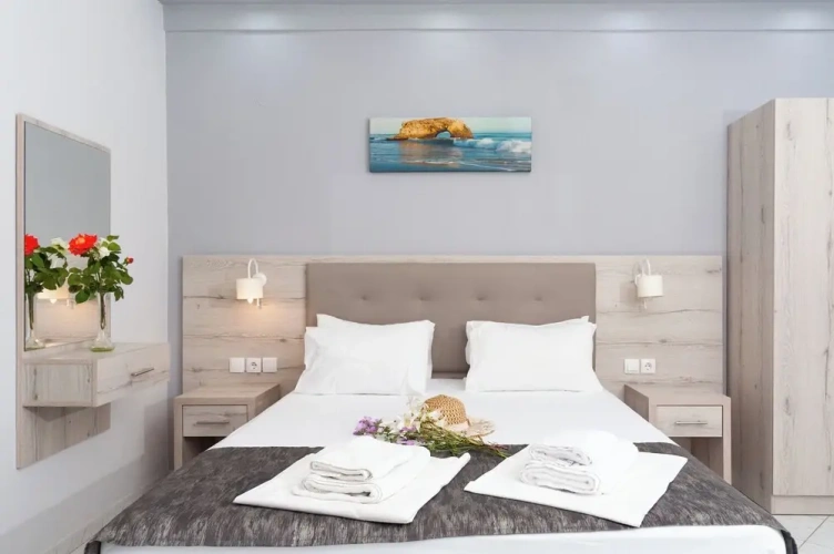Standard Quadruple Family room with balcony and with mountain view