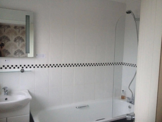Pine Lodge Guest House
