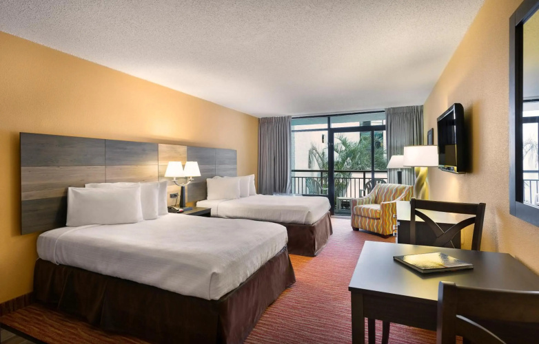 Landmark Resort