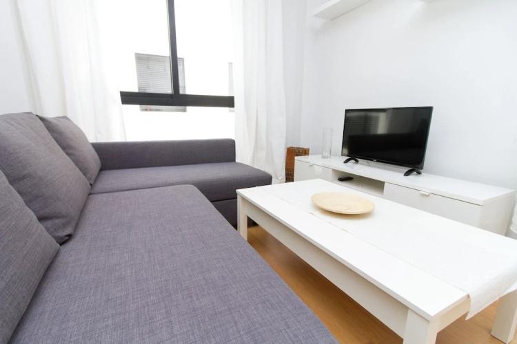Beautiful one bedroom Refino
