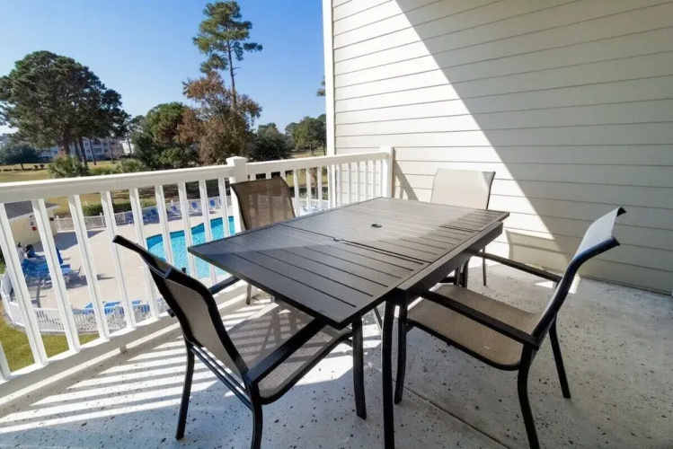 Magnolia Pointe Luster Leaf 4894-303