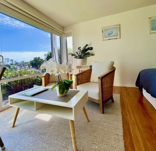 Apartment with sea view