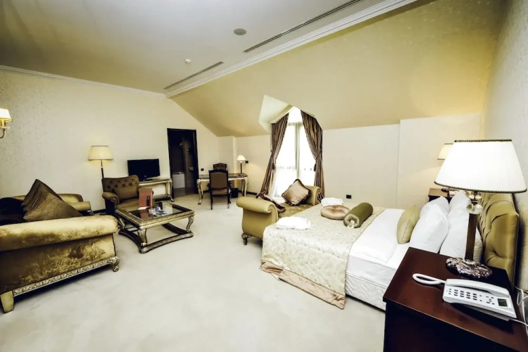 Royal Suite