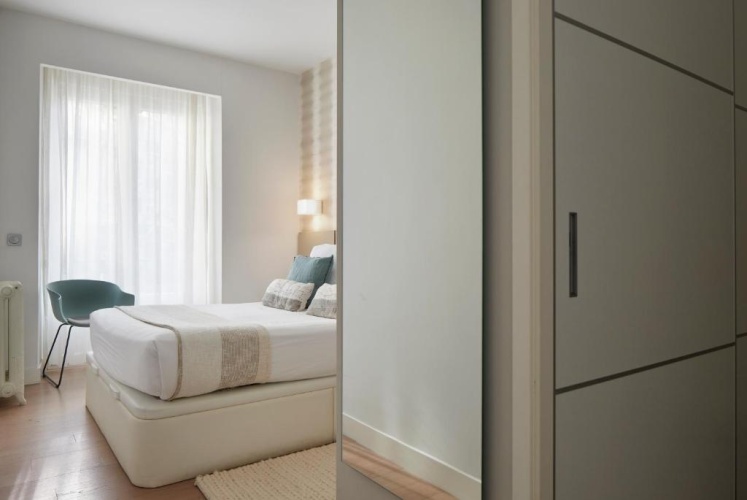 2 Bedrooms Apartment