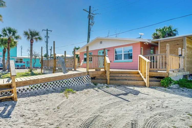 3 Bedrooms Cottage