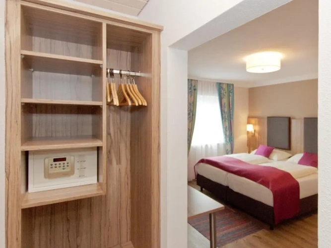 Comfort room