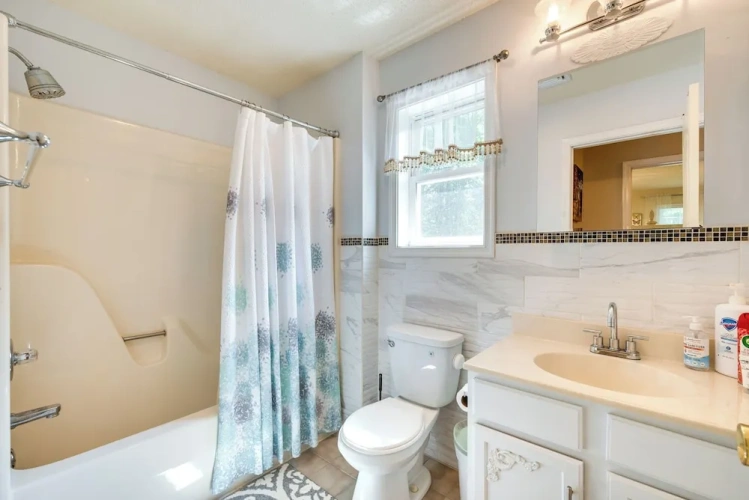 3 Bedrooms Cottage