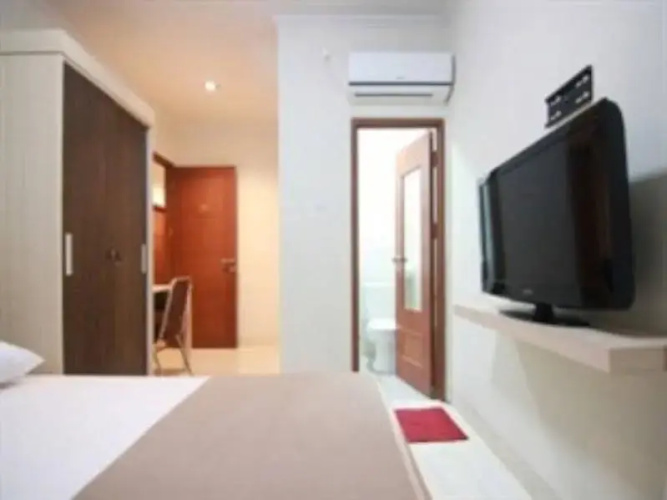 Cilandak Heights Hotel