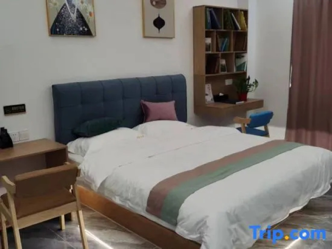 Royal Courtyard Homestay