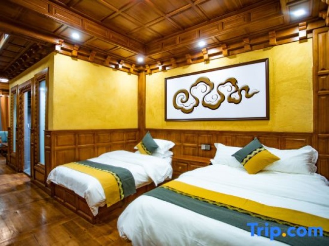 Deluxe Family room