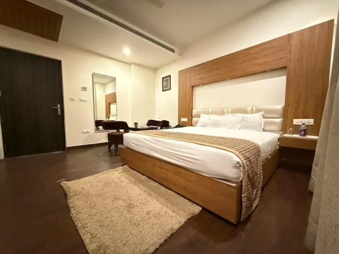 Royal Family Suite