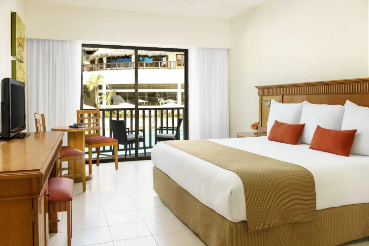 The Reef Coco Beach Resort & Spa- Optional All Inclusive