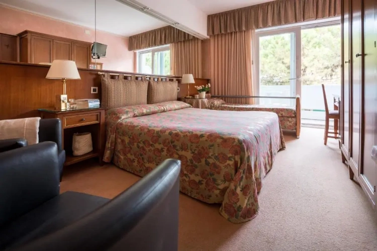 Superior room