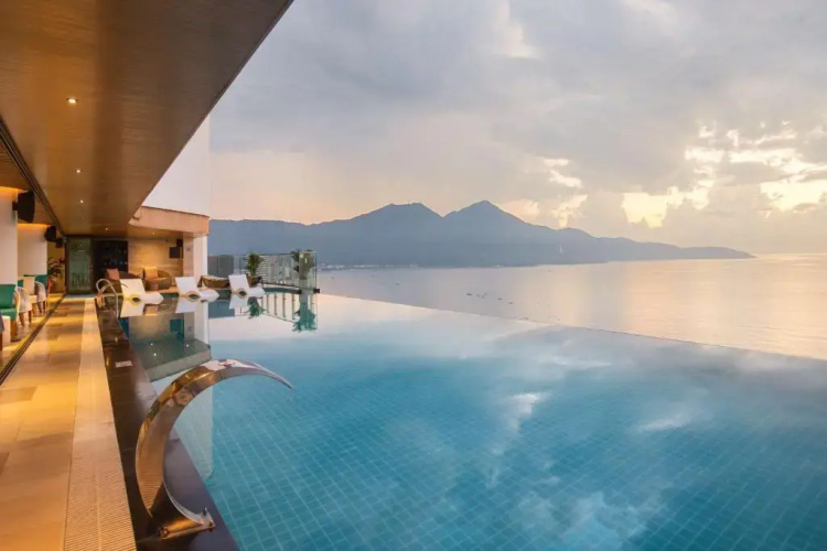 Raddison Hotel Danang