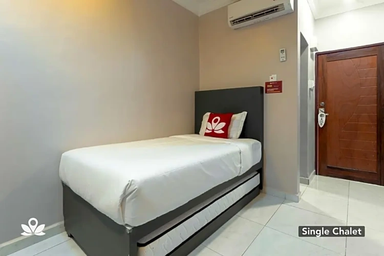 Single Chalet