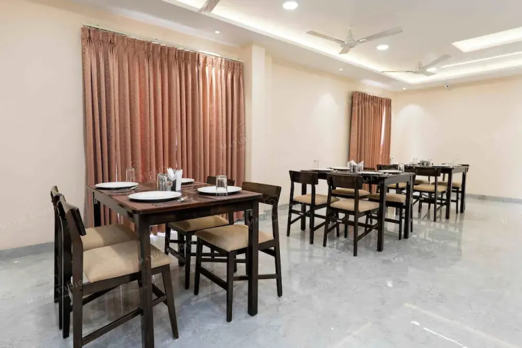 Hotel Shiva Nilay Inn