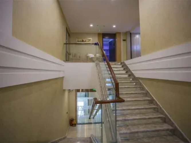 Renshou Park Boutique Hotel