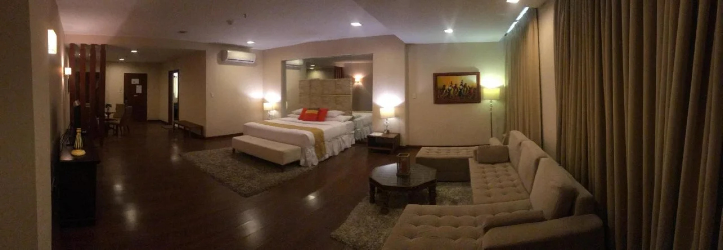People's Hotel