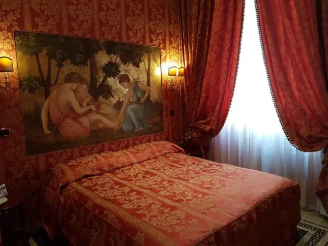 Standard Double room with view