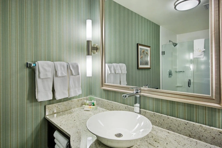 Premium Quadruple room