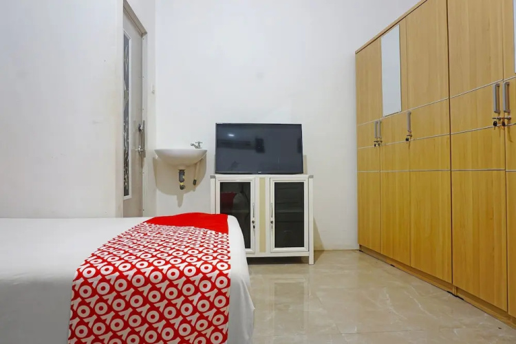 Hotel O Pondok Feby Makassar
